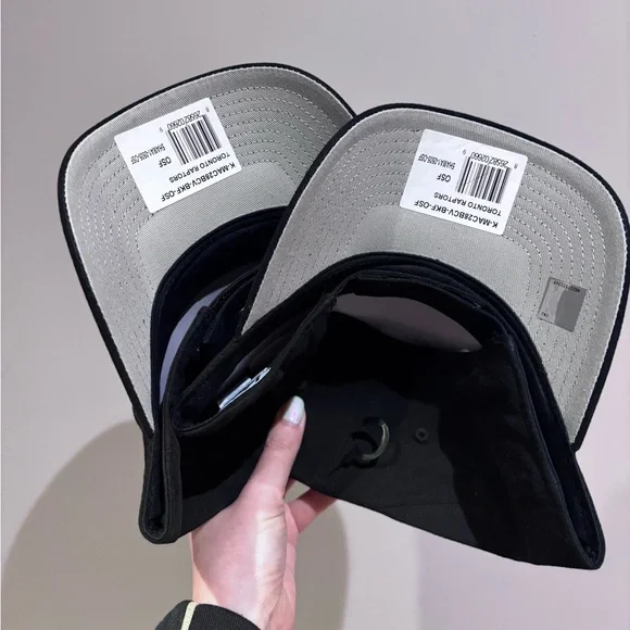 X2 NWT Raptors Hats - Picture 3 of 4